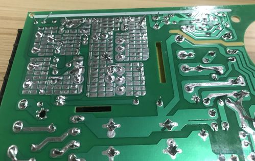 PCB 有规定使用什么样的助焊剂吗?